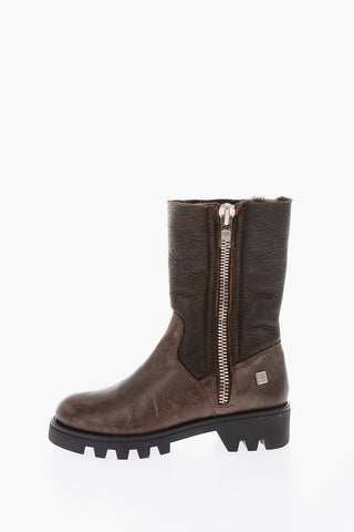 textured leather boots with real fur inner
