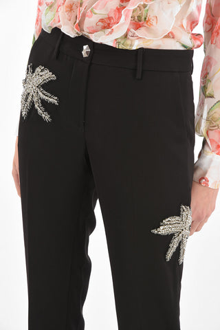 COUTURE EST.1978 pantalonI cropped ALOHA con decorazione gioiello