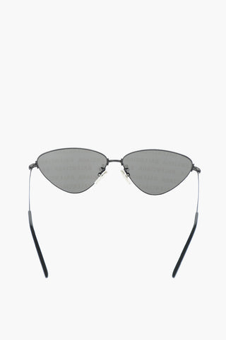 square frame INVISIBLE CAT sunglasses with logoed lenses