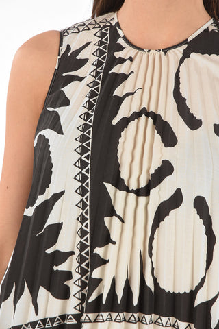 Abstract Motif Pleated Long Top