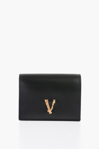 Leather wallet with golden detail