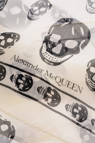 Silk SKULL Foulard With Contrast Print