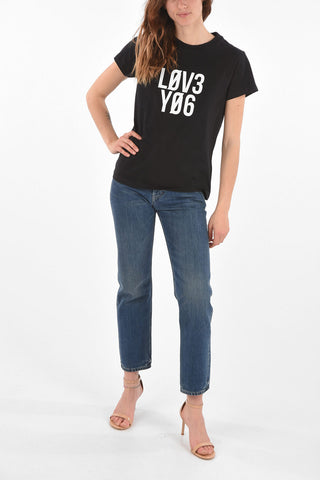 crew-neck t-shirt with print on the front