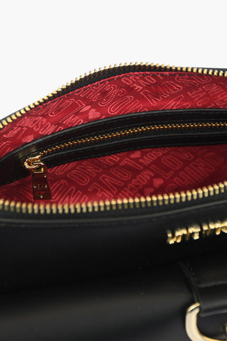 LOVE borsa a tracolla in ecopelle con pendente a cuore e maxi tasca frontale