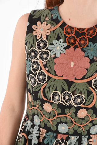 Vestito Shift Ricamato con Dettagli Cut-out