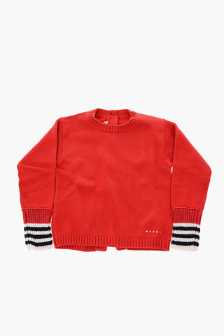 maglia girocollo con chiusura sul retro