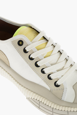 Sneakers in Pelle e Tessuto con Dettaglio in Camoscio