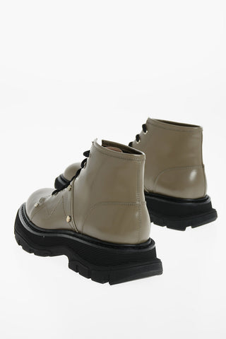Combat Boots with Contrasting Laces and Visible stitchings