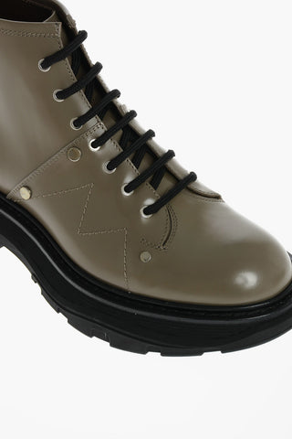 Combat Boots with Contrasting Laces and Visible stitchings