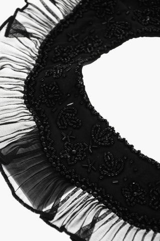 ruffles collar