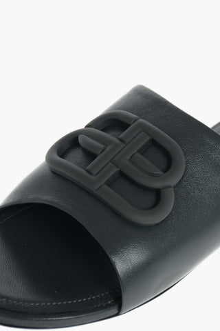 Leather OVAL BB Slippers