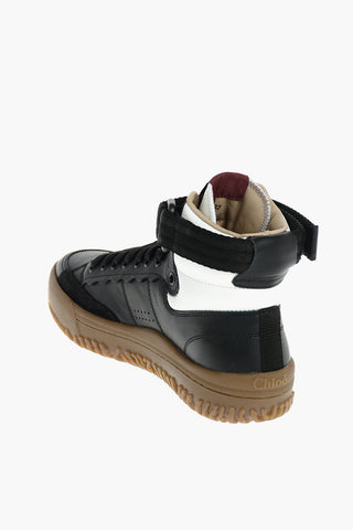 Sneakers Bicolore in Pelle con Chiusura in Velcro alla Caviglia