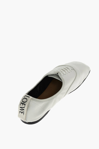 Ballerine Stringate in Pelle con Suola in Cuoio