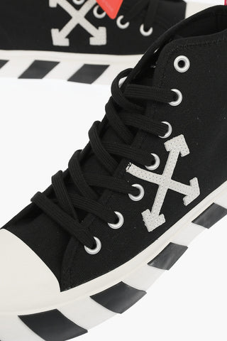 Canvas mid top Sneakers