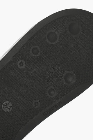 striped spray patterned slides