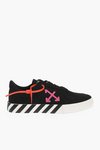 solid color LOW VULCANIZED sneakers with contrasting details