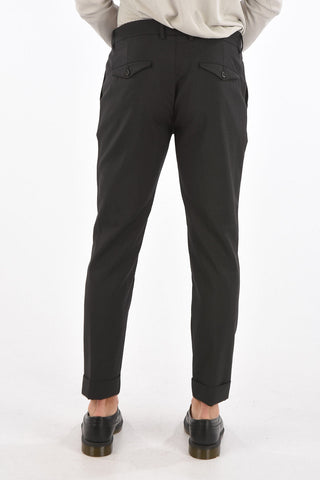 pantaloni in lana vergine a una pince