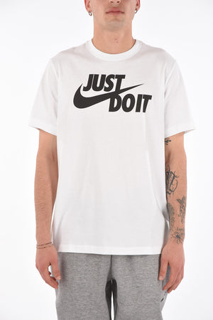 T-Shirt mit Rundhalsausschnitt und großem kontrastierendem Frontprint