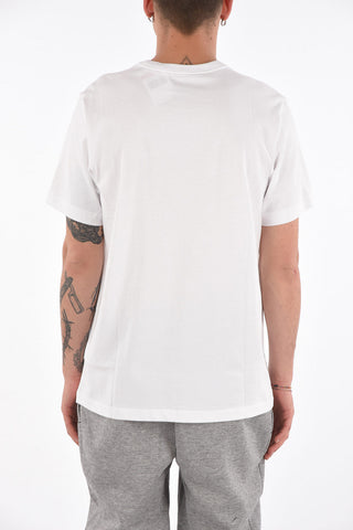 T-Shirt mit Rundhalsausschnitt und großem kontrastierendem Frontprint