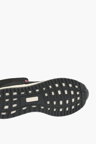 Embroidered Logo Solid Color BRAVE RUNNER Slip On Sneakers