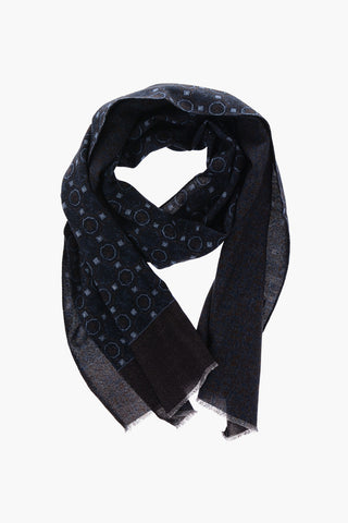 patterned wool scarf