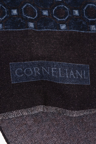 patterned wool scarf