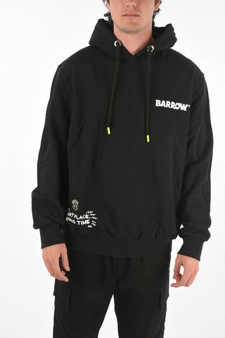 Felpa hoodie a tinta unita con maxi stampa sul retro