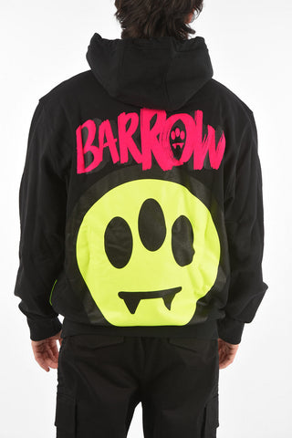 Felpa hoodie a tinta unita con maxi stampa sul retro