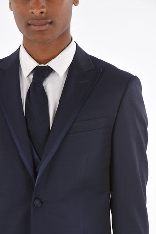 Dreiteiliger Anzug CERIM.ACADEMY mit Details aus Satin