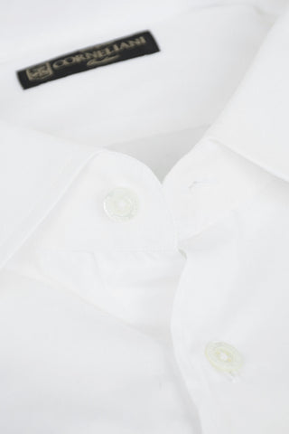 Camicia in Popeline con Polsini Doppi alla Francese e Abbottonatura nascosta