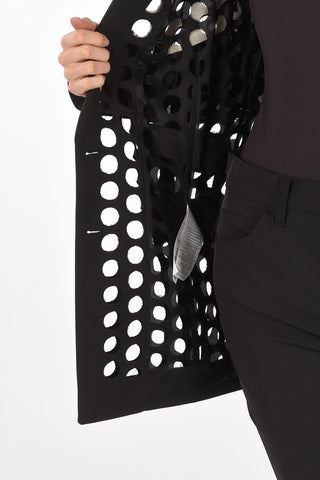 MM0 center vent notch lapel 2-button cut-out blazer