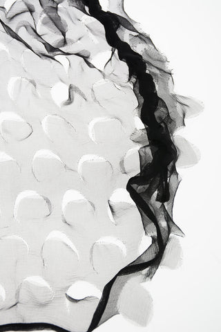 MM0 Cut Out Details Silk Face Veil