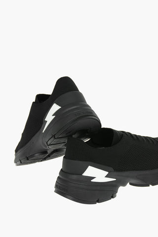 solid color BOLT LACE-UP low-top sneakers with contrasting logo