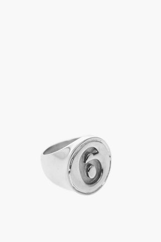MM6 brass signet ring