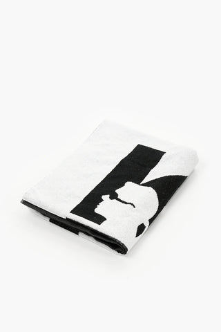 contrasting Logo Embroidered Beach Towel