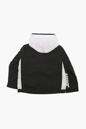 Windjacke mit Kapuze