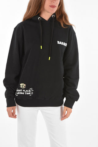 Felpa hoodie a tinta unita con maxi stampa sul retro