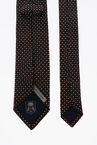 polka dots tie