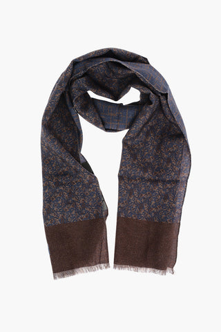 Wool Scarf with Foliage Pattern