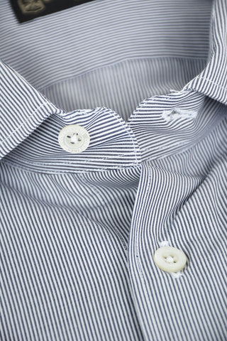 Camicia a Righe Hairline con Collo Francese