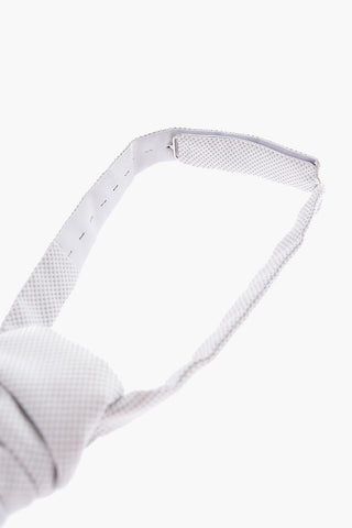 CC COLLECTION Ascot Tie with Adjustable Collar