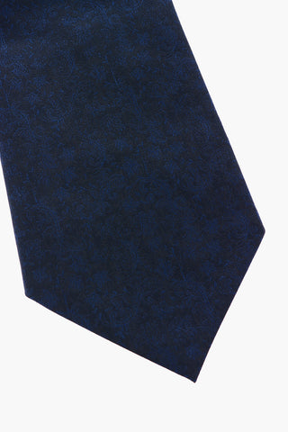 CC COLLECTION Damask Ascot Tie with Adjustable Collar