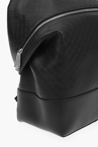 Zaino in Pelle Goffrata con Chiusura a Zip