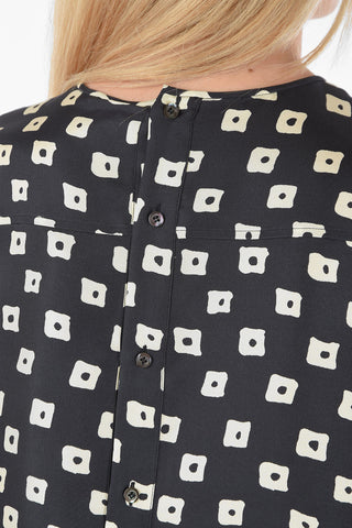 Crew Neck Abstract Motif Silk Blouse