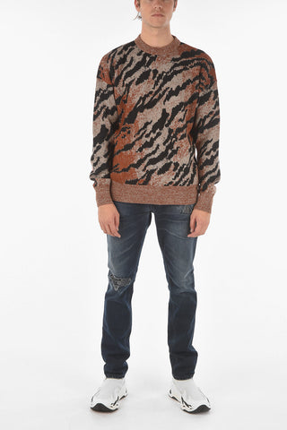 animal patterned crew-neck sweater
