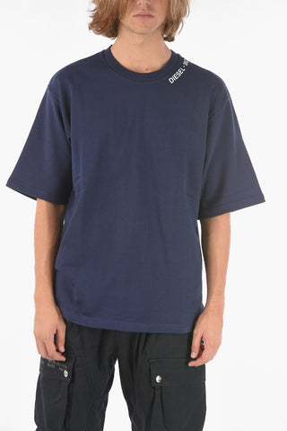 short sleeve crew-neck UMLT-MART sweatshirt