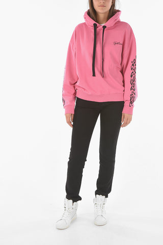 Felpa Hoodie a tinta unita con stampa sulla manica