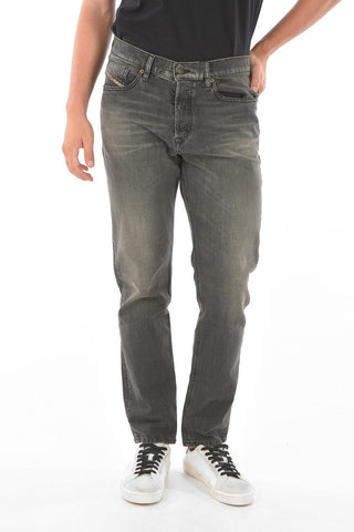 18cm Golden Buttons D-FINING Tapered Fit Jeans