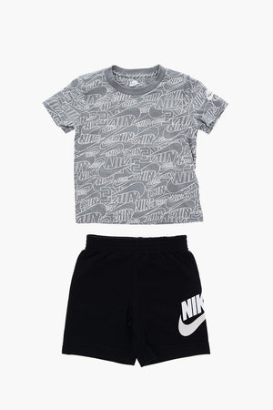 Set Rundhals-T-Shirt mit Allover-Logo und Shorts