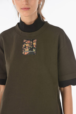 EMPORIO RECYCLED T-shirt Mock Neck in Tessuto Tecnico con Toppa Floreale